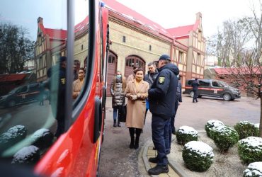 Рятувальники Львівщини отримали новий пожежний автомобіль