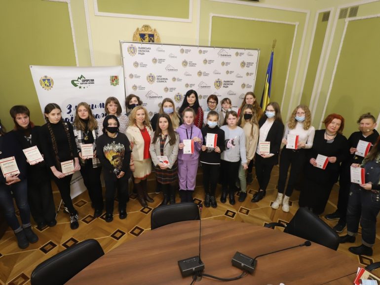Проєкти «Змінимо країну разом» єднають творчу, талановиту молодь з усієї України